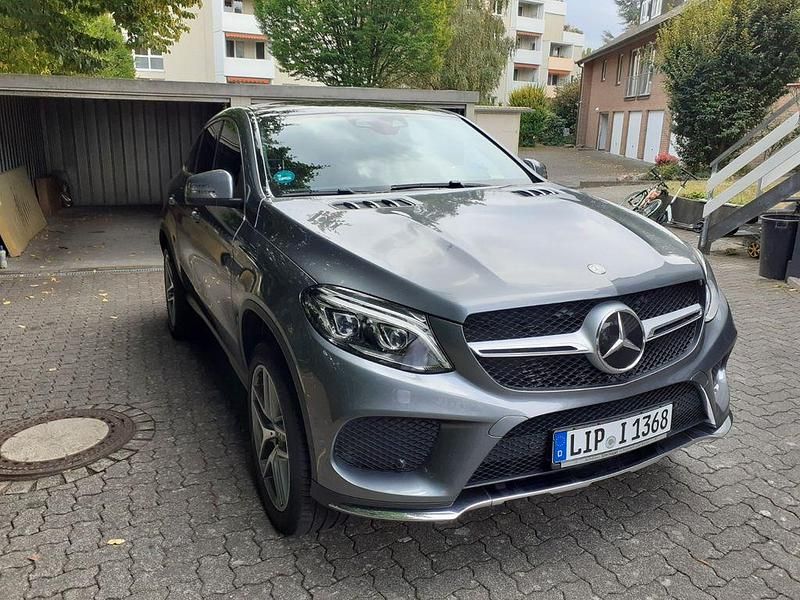 Grau Gebraucht 2017 Mercedes 350 SUV | 29.800 € - Bild 1/4