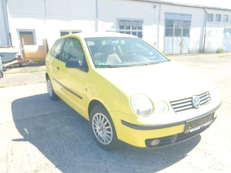Gelb Gebraucht 2002 VW Polo Kleinwagen | 666 € (Guter Preis) - Bild 1/4