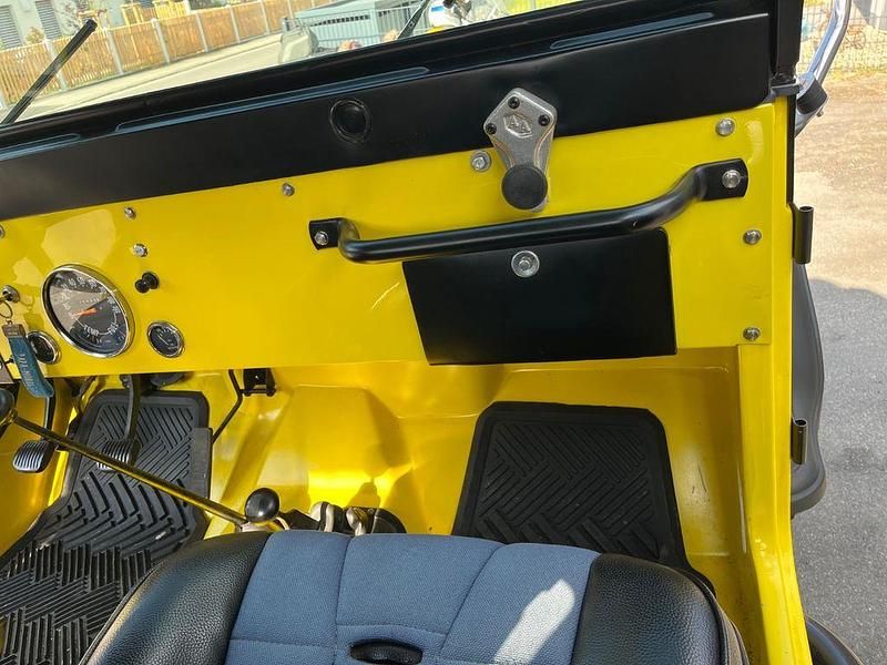 Gebraucht Jeep CJ 141 PS (103 kW) 1974 Gelb SUV