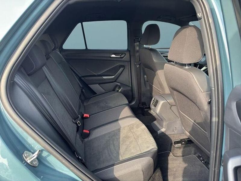 Gebraucht VW T-Roc 150 PS (110 kW) 2025 Blau SUV