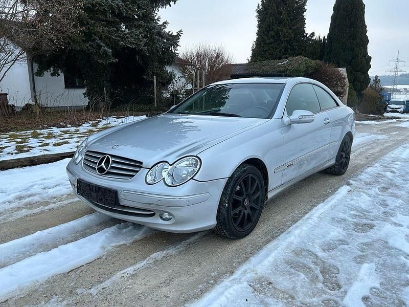 Silber Gebraucht 2002 Mercedes CLK200 Elegance | 1.890 € (Fairer Preis) - Bild 1/4