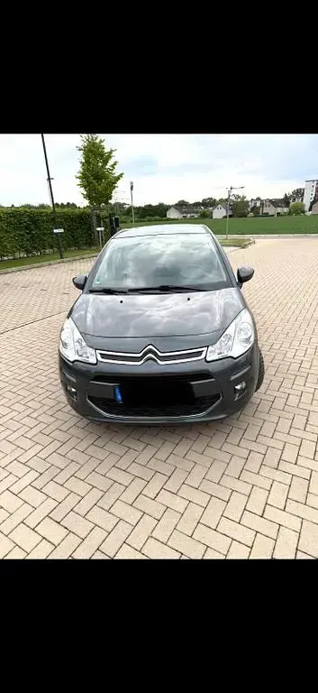Gebraucht Citroën C3 Attraction 68 PS (50 kW) 2015 Grau Limousine