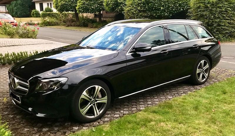 Gebraucht Mercedes E450 367 PS (269 kW) 2018 Schwarz Kombi