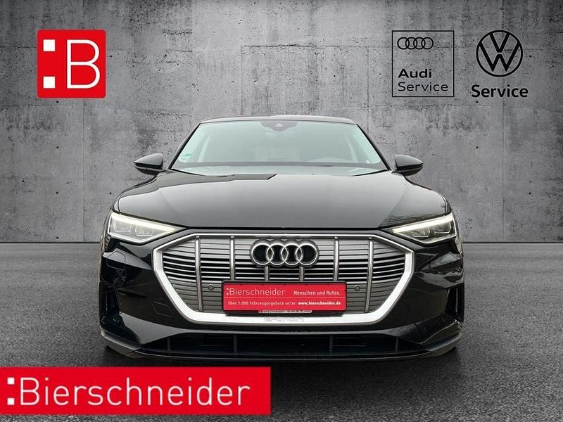 Gebraucht Audi e-tron 230 kW (313 PS) 2022 Schwarz SUV