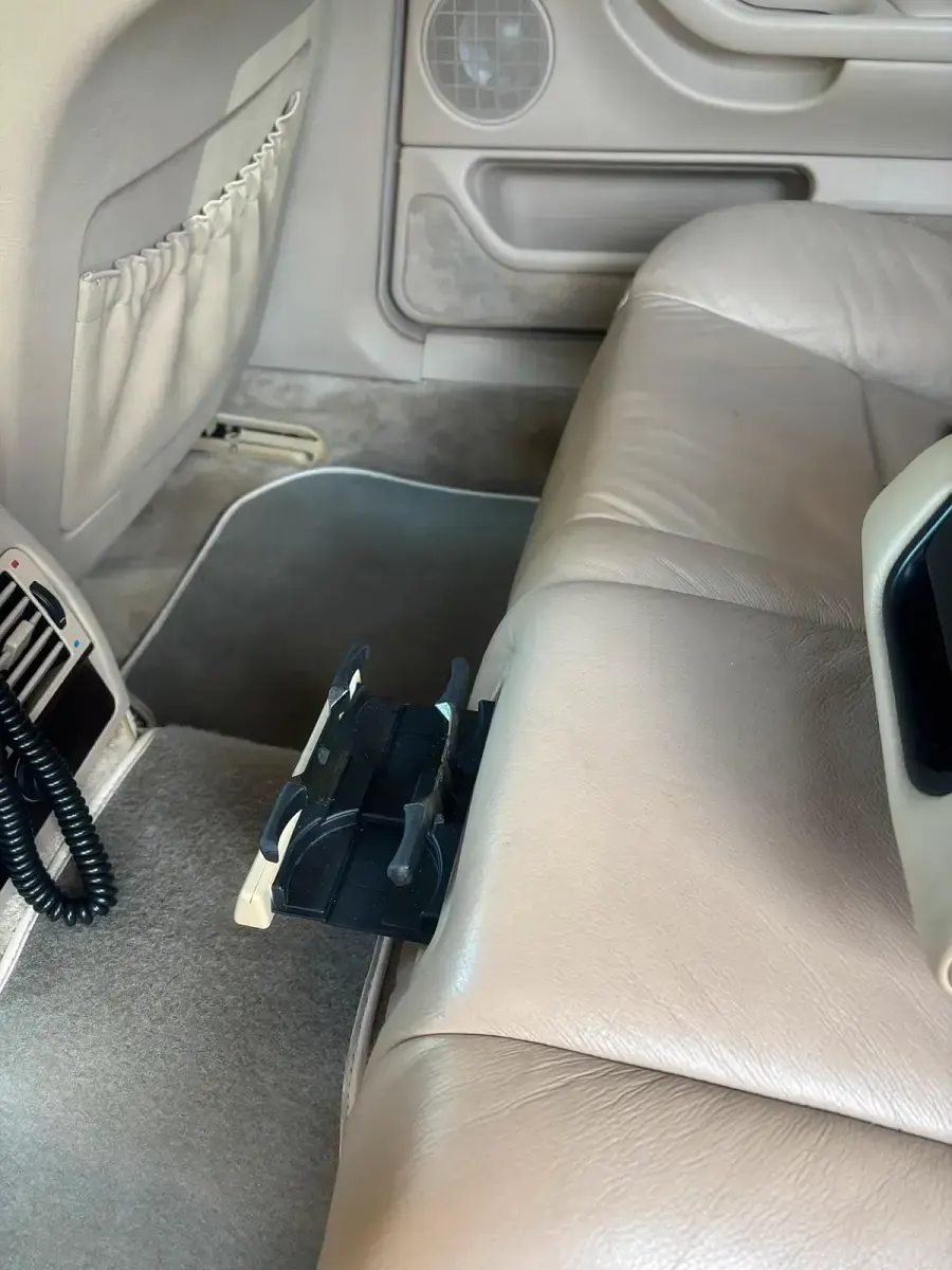 Second-hand BMW 728 193 CP (141 kW) 1996 Negru Berlinǎ
