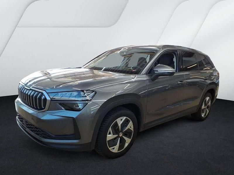 Graphite grau metallic Gebraucht 2025 Skoda Kodiaq SUV | 45.440 € (Guter Preis) - Bild 1/4
