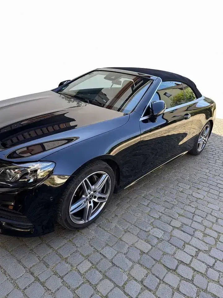 Gebraucht Mercedes E220 AMG line 194 PS (142 kW) 2019 Schwarz Cabrio