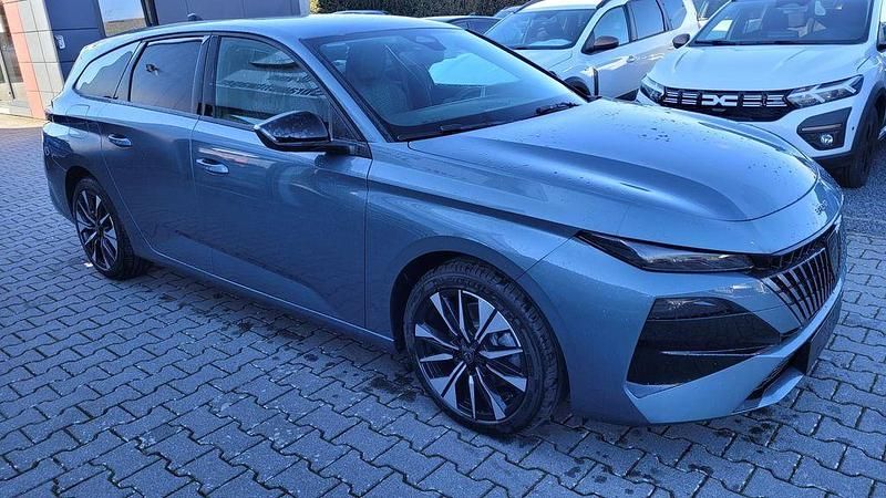 Neu Peugeot 308 SW Allure 145 PS (106 kW) 2026 Blau Kombi