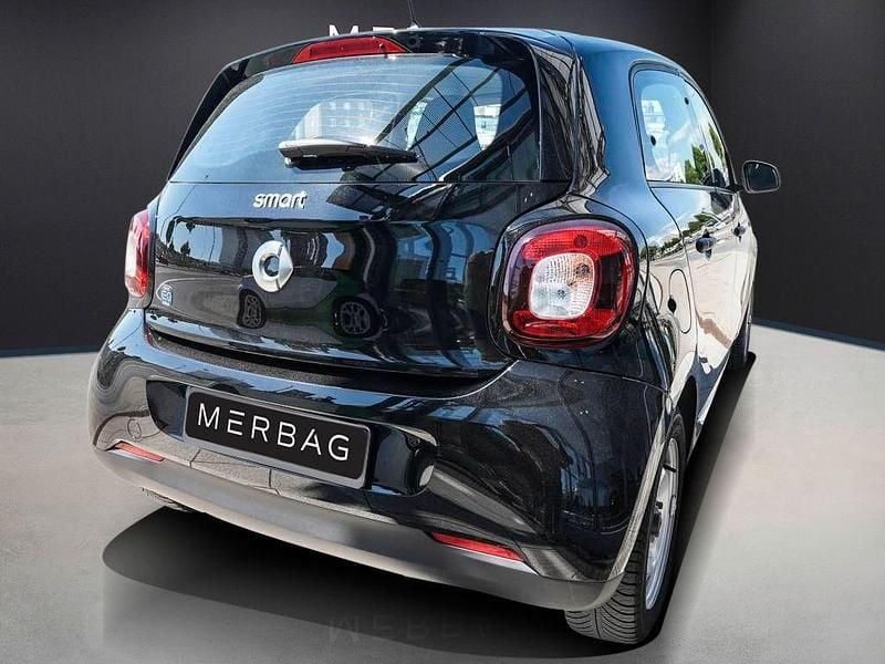 Gebraucht Smart ForFour Electric Drive 60 kW (82 PS) 2022 Jet black Limousine