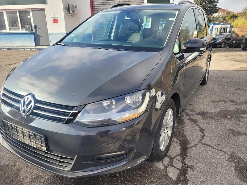Grau Gebraucht 2012 VW Sharan Van / Kleinbus | 8.800 € (Guter Preis) - Bild 1/4