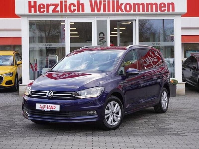 Gebraucht VW Touran 150 PS (110 kW) 2022 Blau Van / Kleinbus
