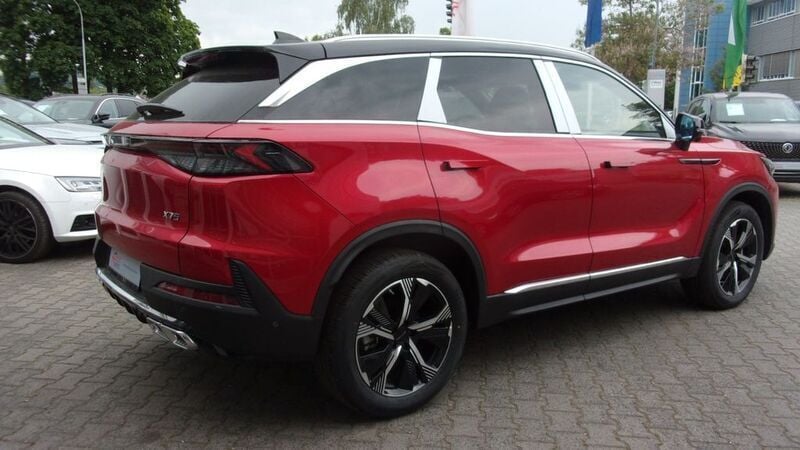 Neu Baic X75 177 PS (130 kW) 2025 Rot SUV