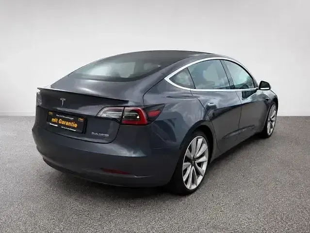 Gebraucht Tesla Model 3 Performance 377 kW (513 PS) 2019 Weiss Limousine