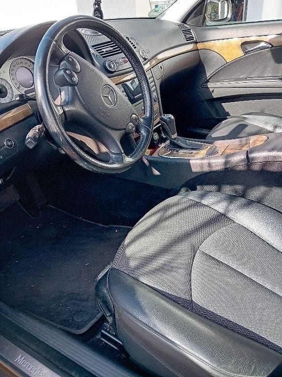 Gebraucht Mercedes E200 Avantgarde 184 PS (135 kW) 2006 Grau Limousine