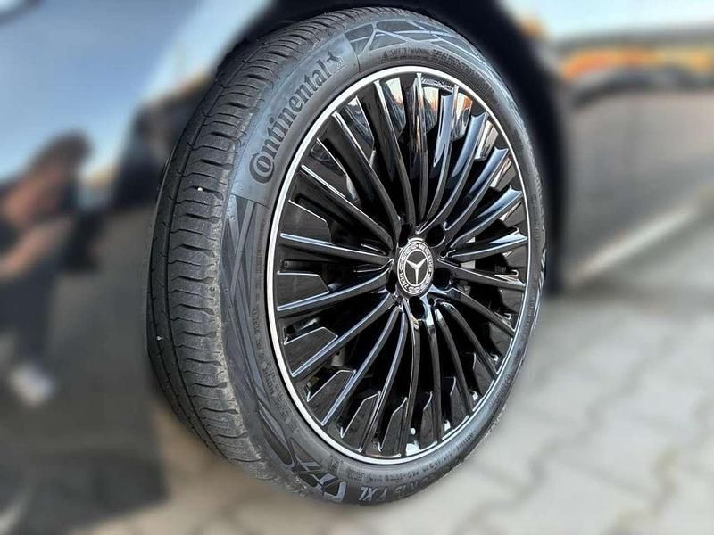 Gebraucht Mercedes CLE300 AMG 258 PS (189 kW) 2024 Schwarz Cabrio