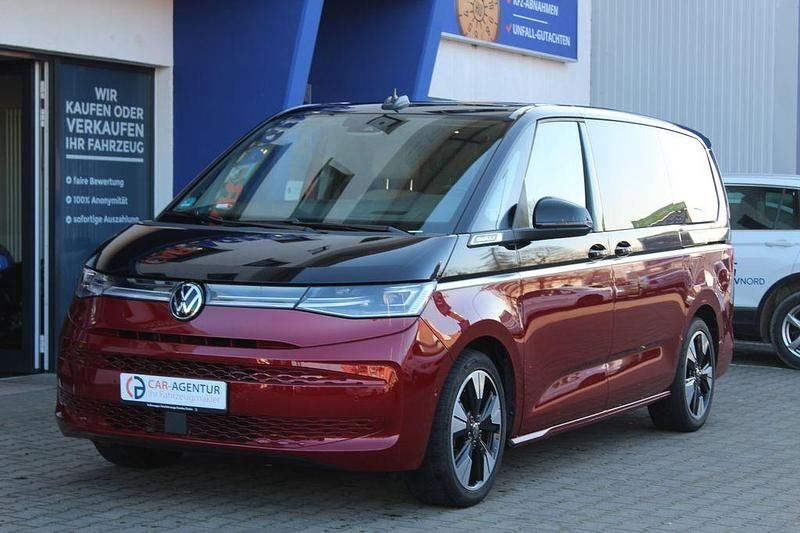 Gebraucht VW Multivan Style 150 PS (110 kW) 2023 Rot Van