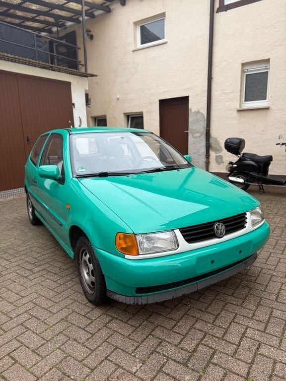 Gebraucht VW Polo Basis 60 PS (44 kW) 1997 Grün Limousine