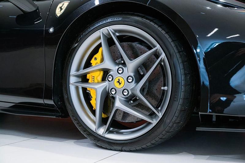 Gebraucht Ferrari F8 721 PS (530 kW) 2021 Schwarz