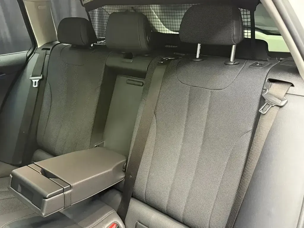 Gebraucht BMW 520 Sport Line 190 PS (139 kW) 2018 Weiß Limousine