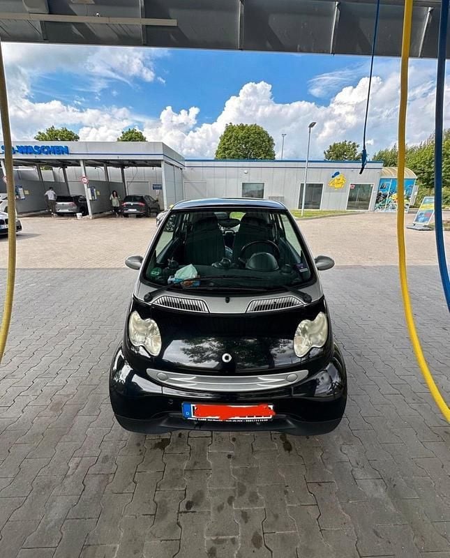 Schwarz Gebraucht 2004 Smart ForTwo Coupé Kleinwagen | 1.700 € (Fairer Preis) - Bild 1/4