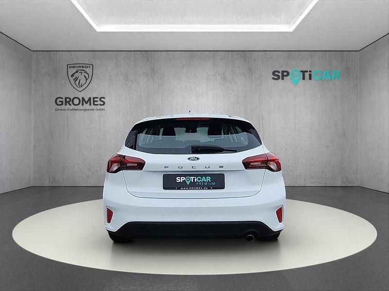 Gebraucht Ford Focus Cool & Connect 120 PS (88 kW) 2022 Weiß Limousine