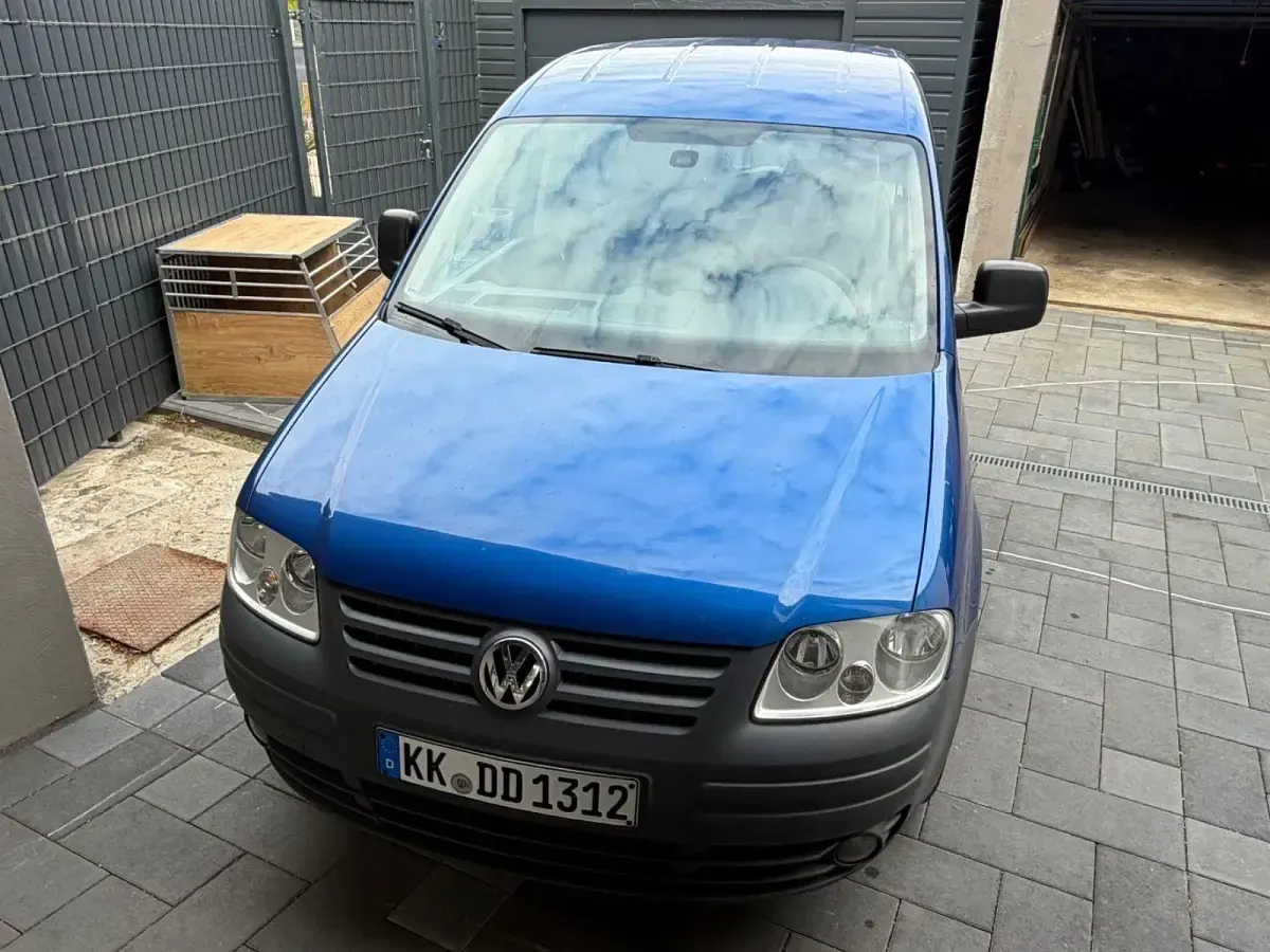 Gebraucht VW Caddy Style 80 PS (58 kW) 2009 Blau Van / Kleinbus