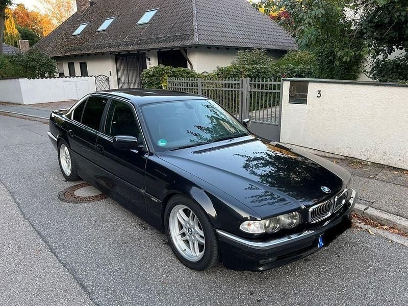 Gebraucht BMW 730 Shadowline 193 PS (141 kW) 2000 Schwarz Limousine