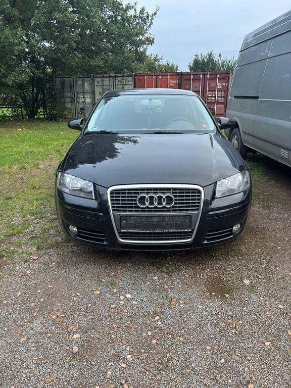 Schwarz Gebraucht 2006 Audi A3 Limousine | 3.500 € (Etwas zu teuer) - Bild 1/4