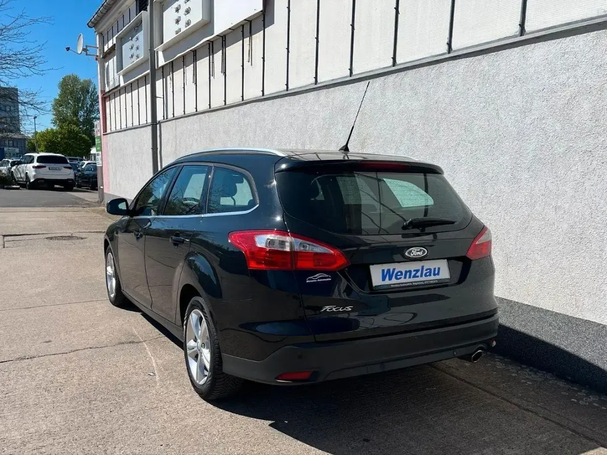 Gebraucht Ford Focus Titanium 163 PS (119 kW) 2012 Schwarz Kombi