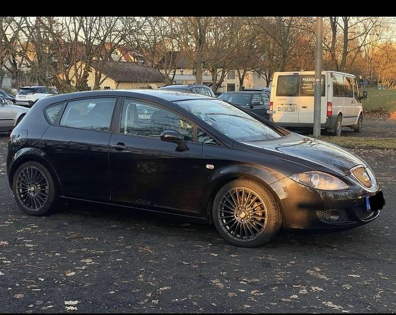 Gebraucht Seat Leon Reference 102 PS (75 kW) 2008 Schwarz Limousine