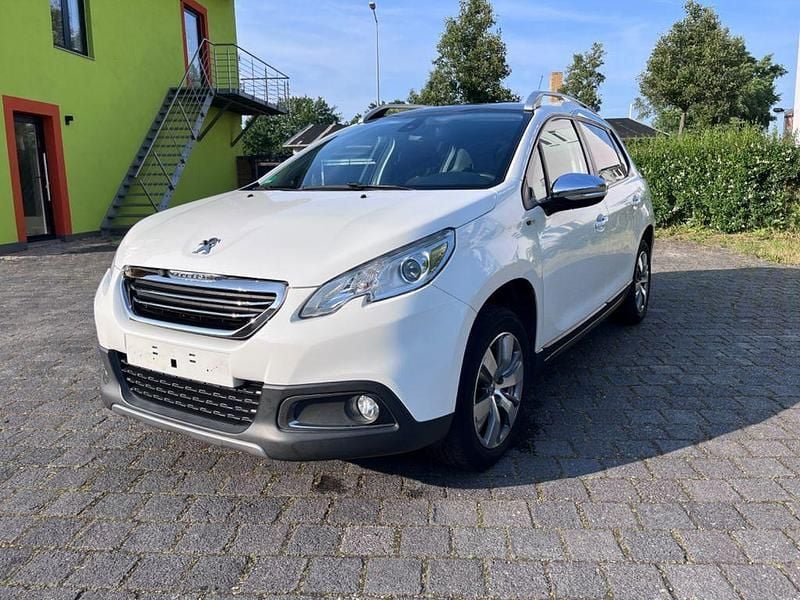 Weiß Gebraucht 2015 Peugeot 2008 Style SUV | 5.300 € (Fairer Preis) - Bild 1/4