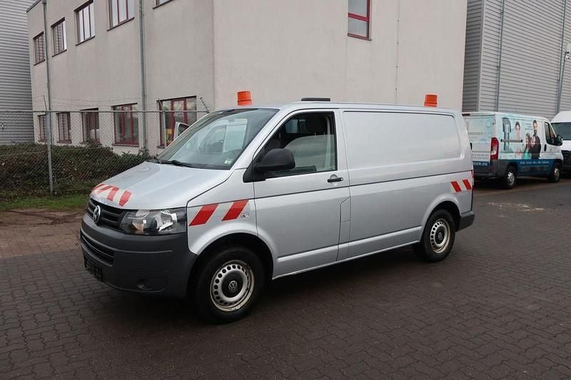 Gebraucht VW T5 140 PS (102 kW) 2011 Silber Van