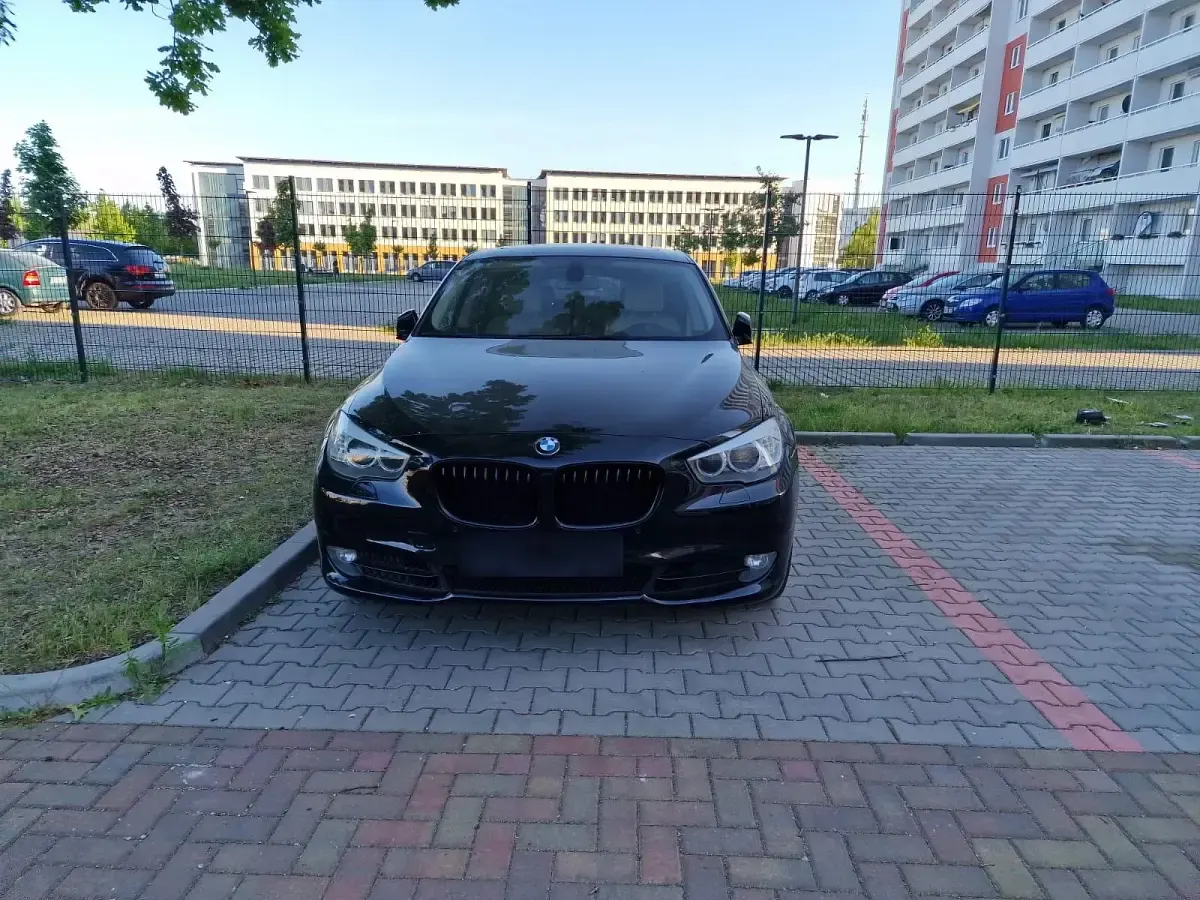 Gebraucht BMW 530 245 PS (180 kW) 2012 Schwarz SUV