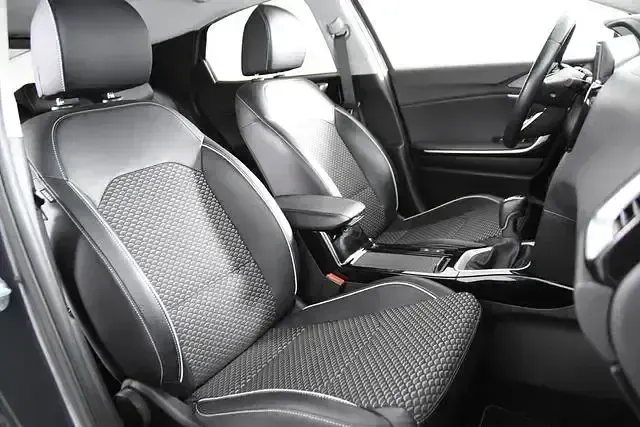Gebraucht Kia XCeed 120 PS (88 kW) 2022 Grau SUV