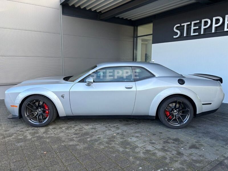 Neu Dodge Challenger 727 PS (534 kW) 2025 Silber Coupé