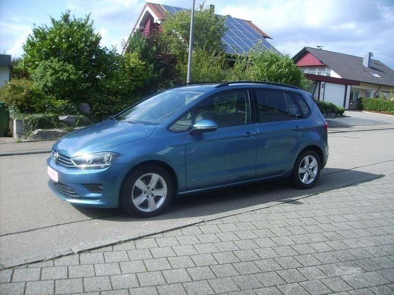 Gebraucht VW Golf VII 125 PS (91 kW) 2014 Pacific blue Limousine