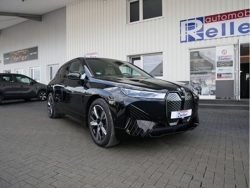 Schwarz Gebraucht 2023 BMW iX M Sport SUV | 87.900 € - Bild 1/4