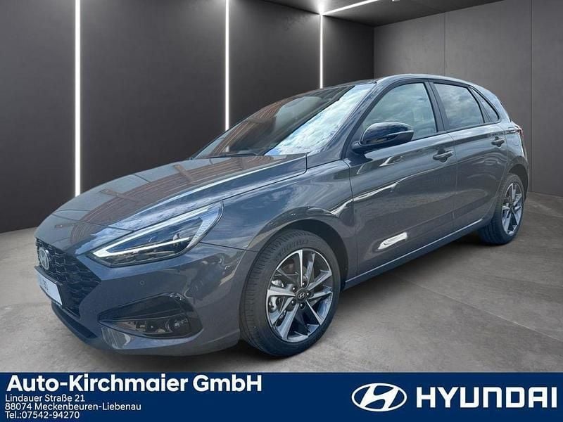 Grau Neu 2025 Hyundai i30 Advantage Limousine | 28.980 € (Fairer Preis) - Bild 1/4
