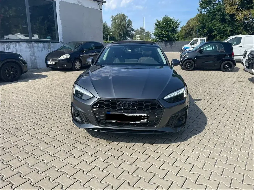 Gebraucht Audi A5 Sportback S-Line 163 PS (119 kW) 2023 Grau Kleinwagen