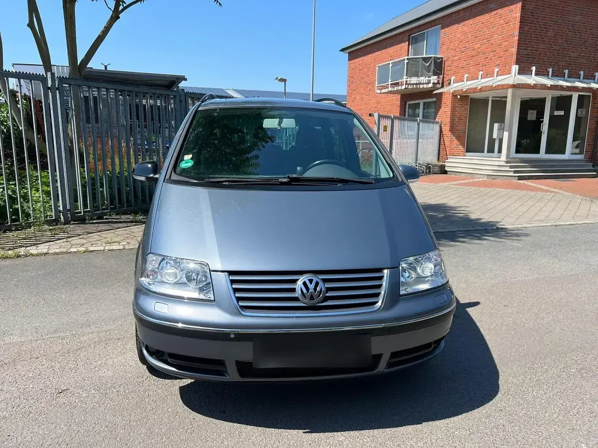 Gebraucht VW Sharan 116 PS (85 kW) 2008 Grau Van / Kleinbus