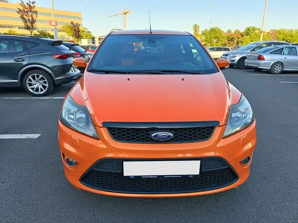 Gebraucht Ford Focus ST 226 PS (166 kW) 2009 Orange Limousine
