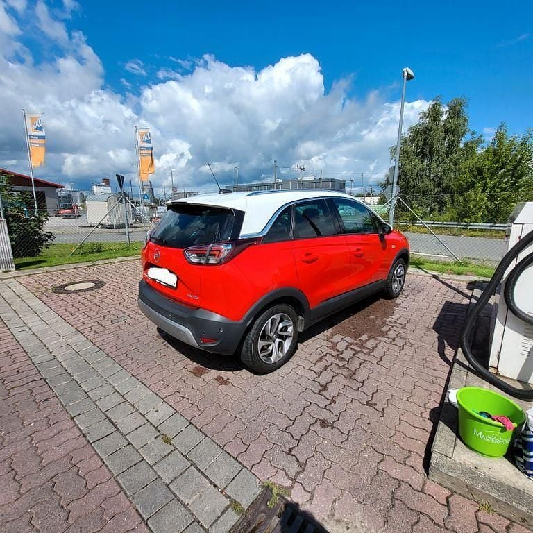 Rot Gebraucht 2017 Opel Crossland Edition SUV | 11.299 € (Fairer Preis) - Bild 1/4