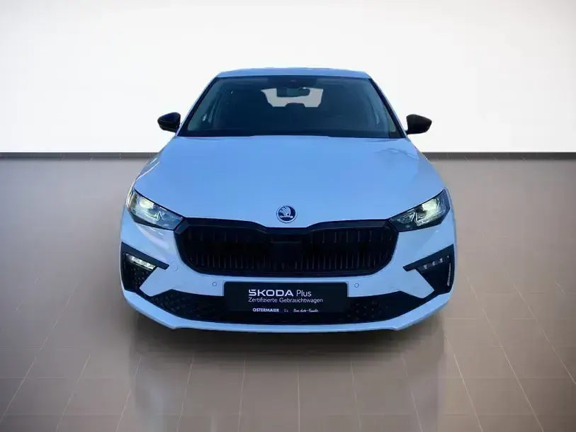 Gebraucht Skoda Scala Selection 150 PS (110 kW) 2025 Moonweiß perleffekt Kleinwagen