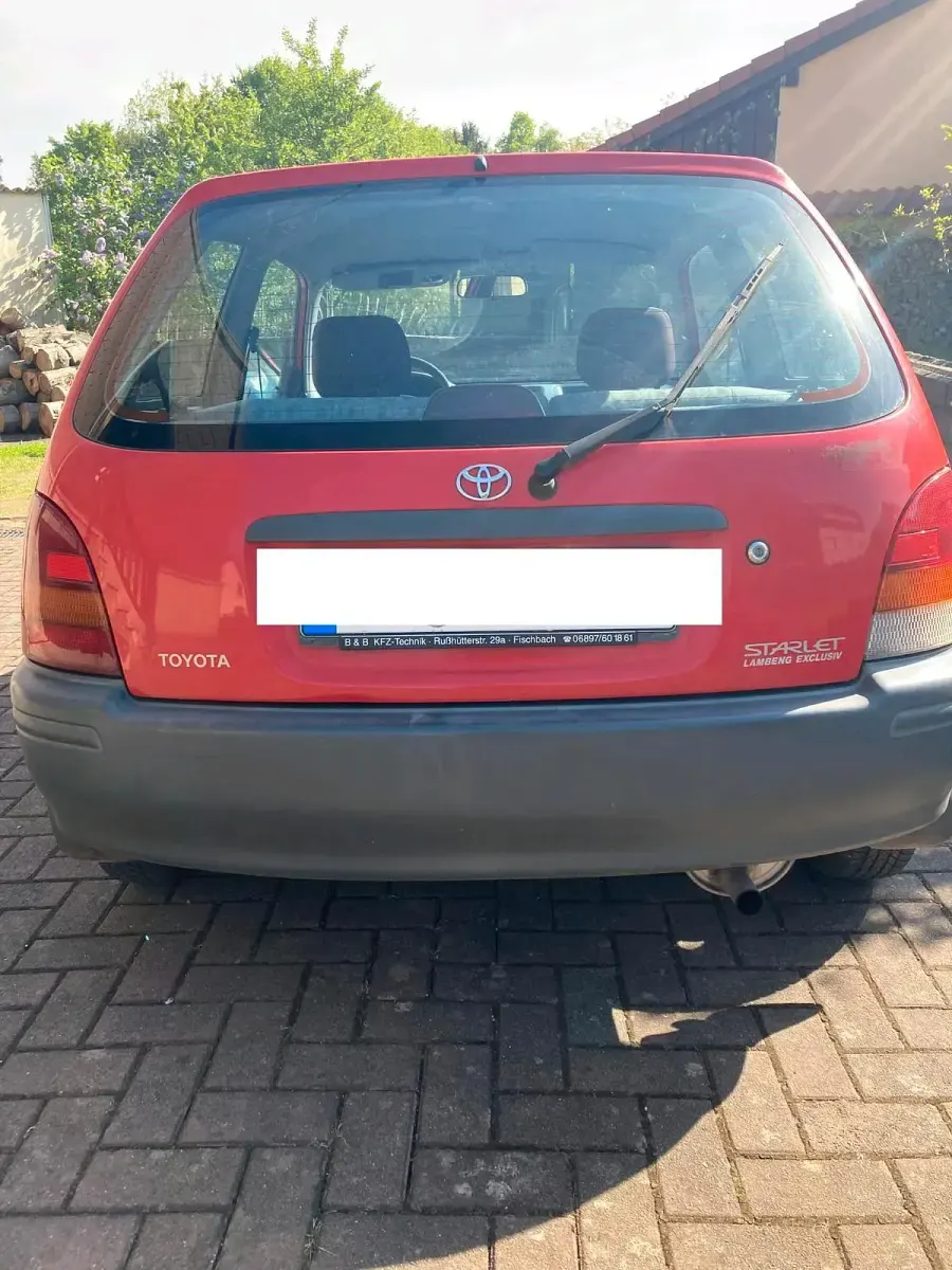Gebraucht Toyota Starlet 69 PS (50 kW) 1996 Rot Kleinwagen