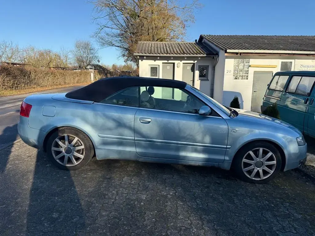 Gebraucht Audi Cabriolet S-Line 163 PS (119 kW) 2003 Blau Cabrio