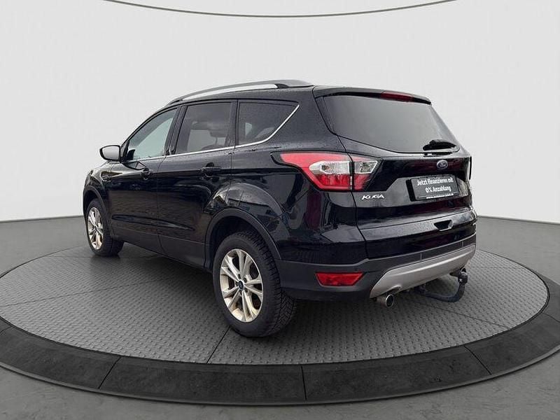 Gebraucht Ford Kuga Titanium 150 PS (110 kW) 2018 Schwarz SUV