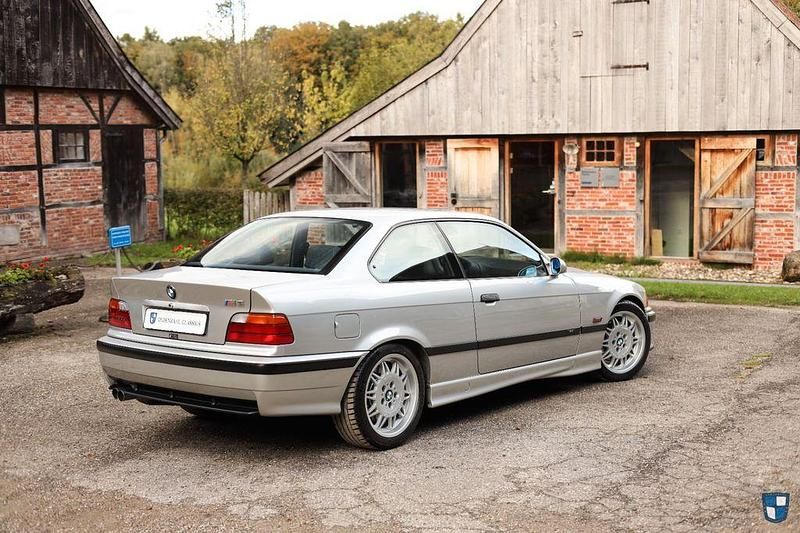 Gebraucht BMW M3 Performance 321 PS (236 kW) 1993 Silber Coupé