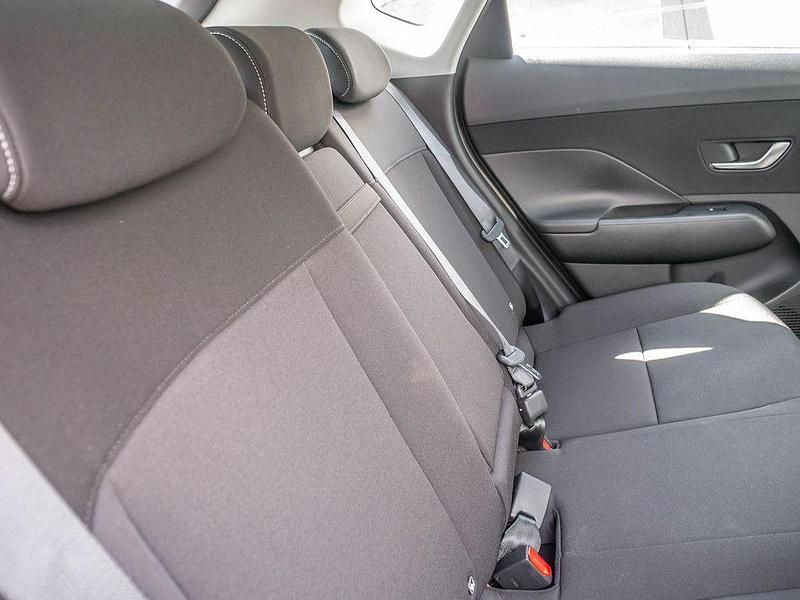 Gebraucht Hyundai Kona Advantage 114 kW (156 PS) 2024 Farbe: schwarz SUV