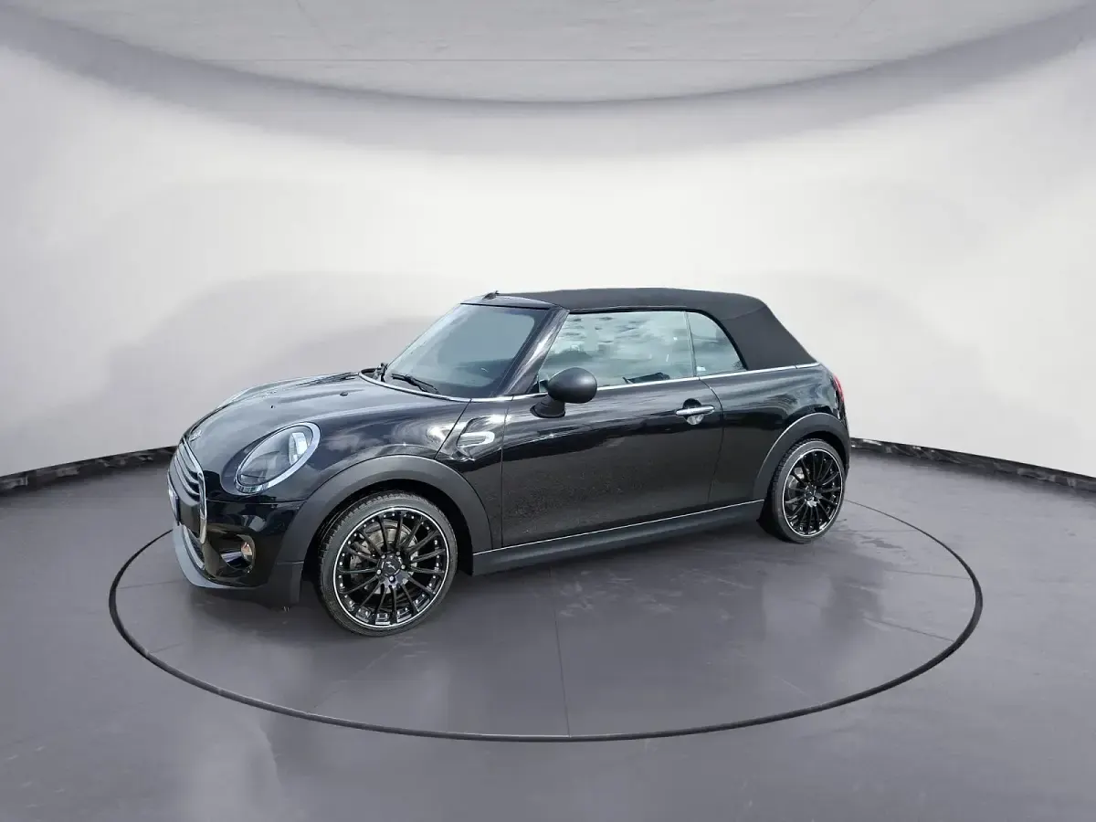 Gebraucht Mini One Cabriolet 102 PS (75 kW) 2019 Schwarz Cabrio