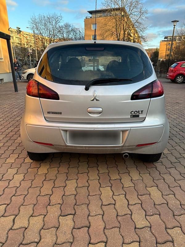 Gebraucht Mitsubishi Colt 95 PS (69 kW) 2008 Silber Kleinwagen